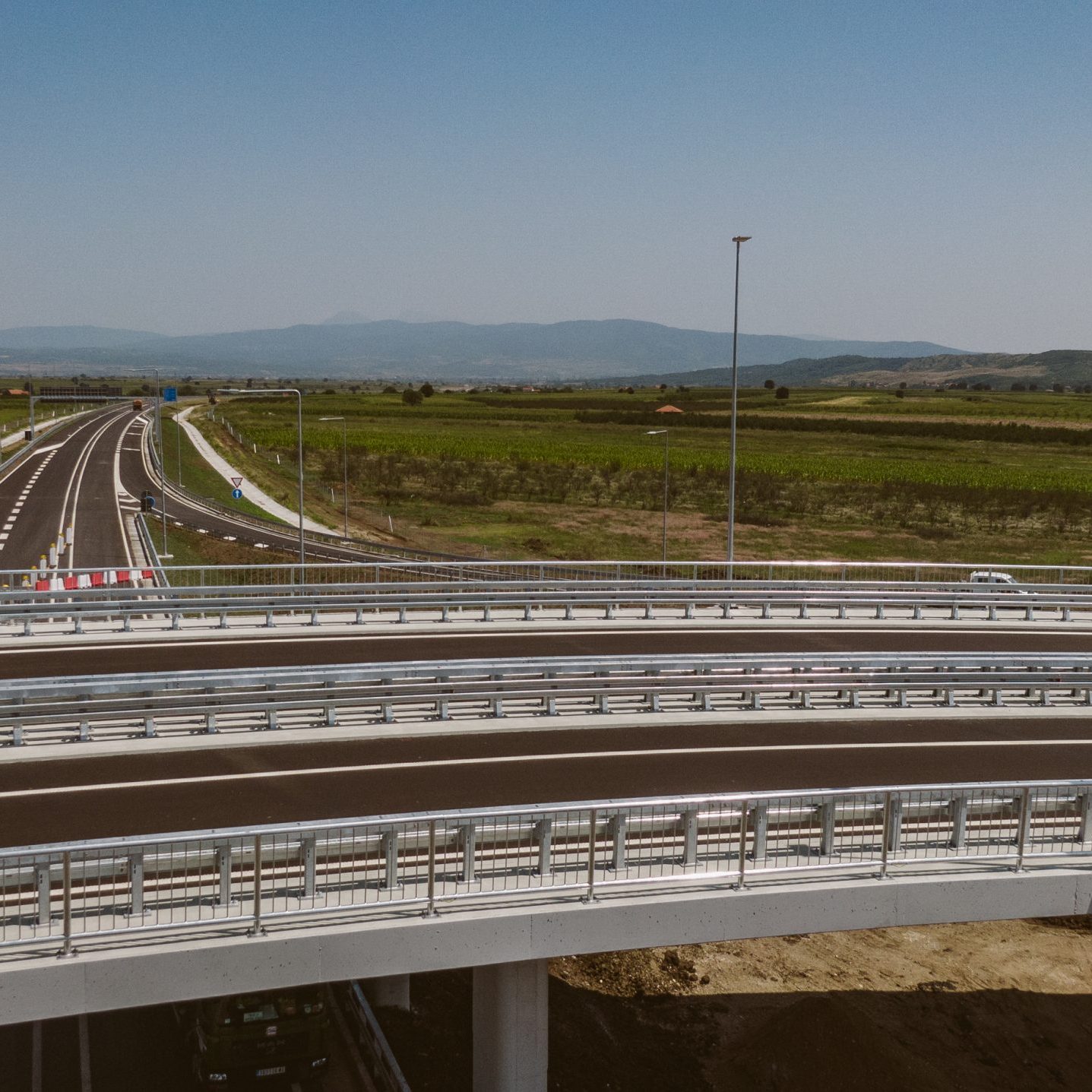 Auto-put Niš – Merdare: Završena prva deonica - pešačka ograda