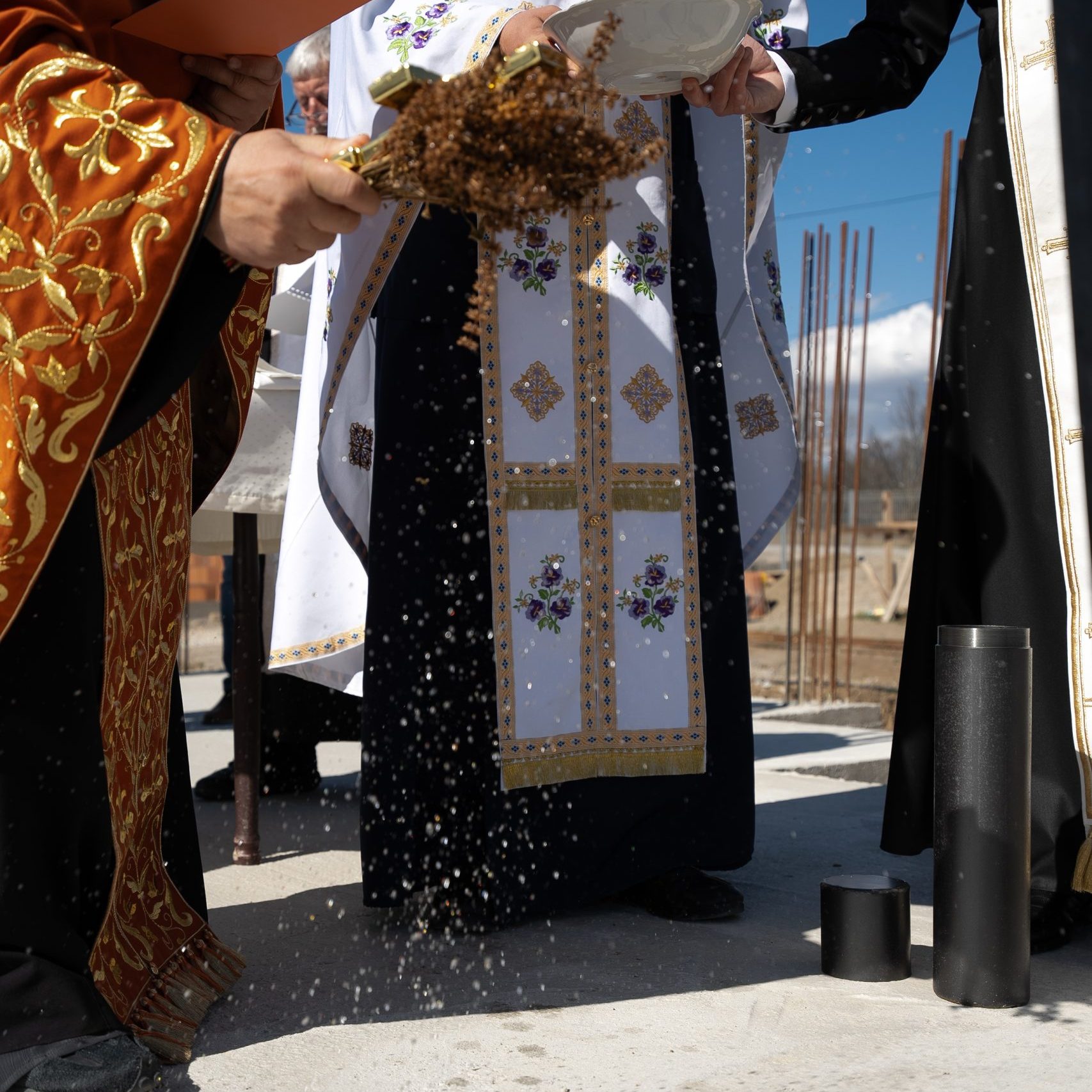 Fondacija Unipromet - crkva u Vranićima - osveštavanje kamena temeljca