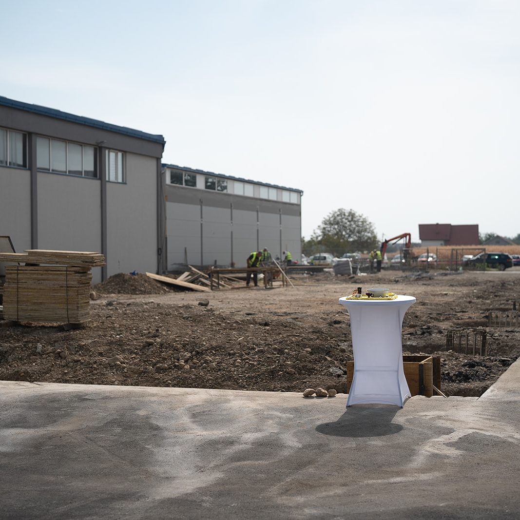 Kompanija „Unipromet“ obeležila 35 godina tradicije - novi pogon