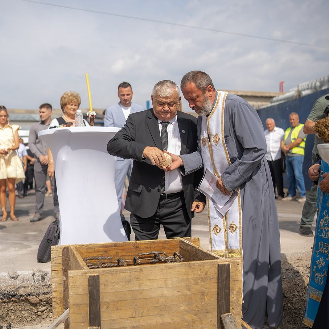 „Unipromet“ obeležila 35 - postavljanje temelja