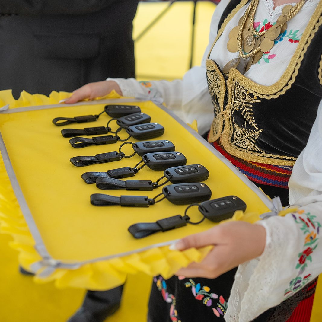 „Unipromet“ obeležila 35 - ključevi automobila