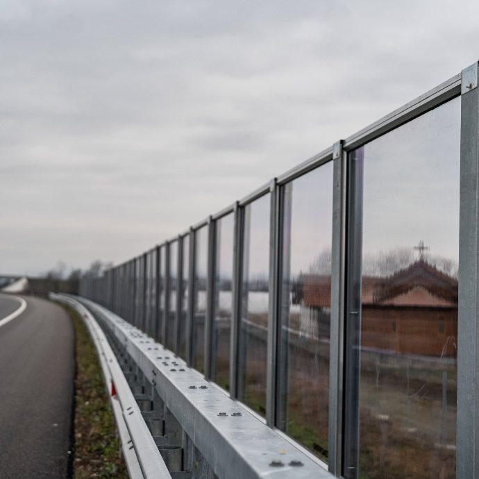 Moravski Koridor: deonica 2 od Kruševca do Adrana - transparentni paneli