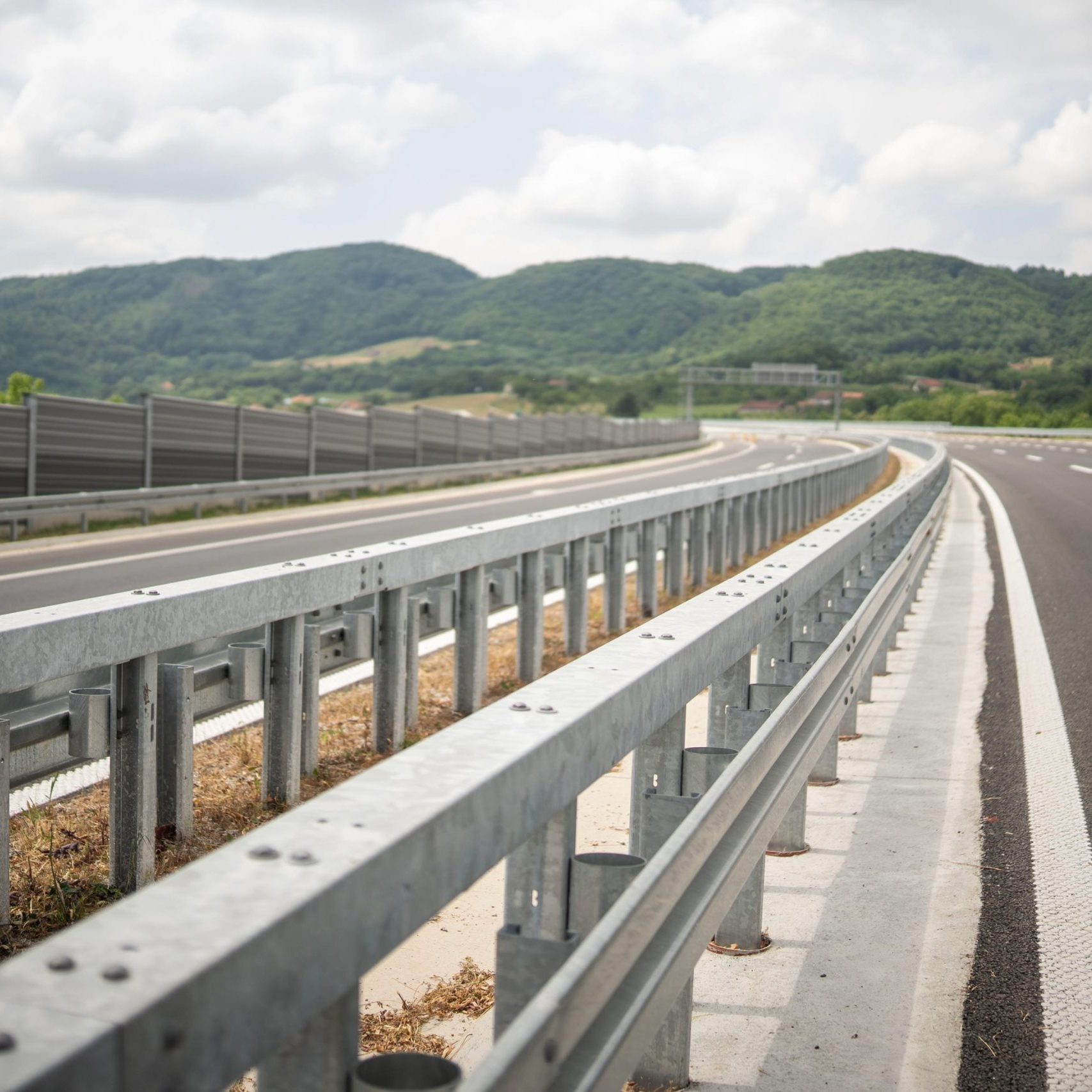Bezbednosna oprema za autoput Miloš Veliki